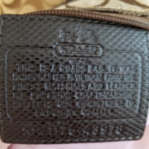 Coach Crossbody Bag - Picture 3 of 7
